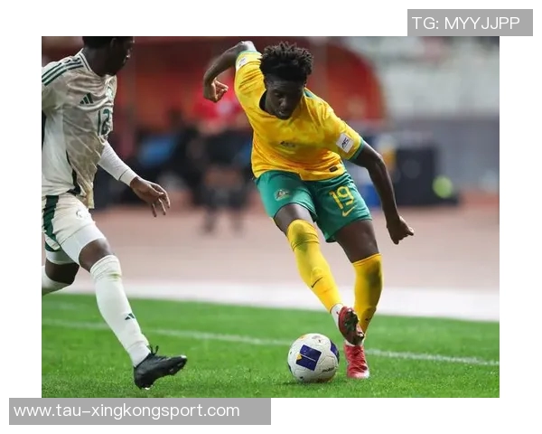 重庆7中足球队奋勇拼搏展现青春风采助力校园体育发展新篇章